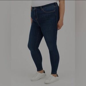Torrid Midfit Super Skinny Jeans
